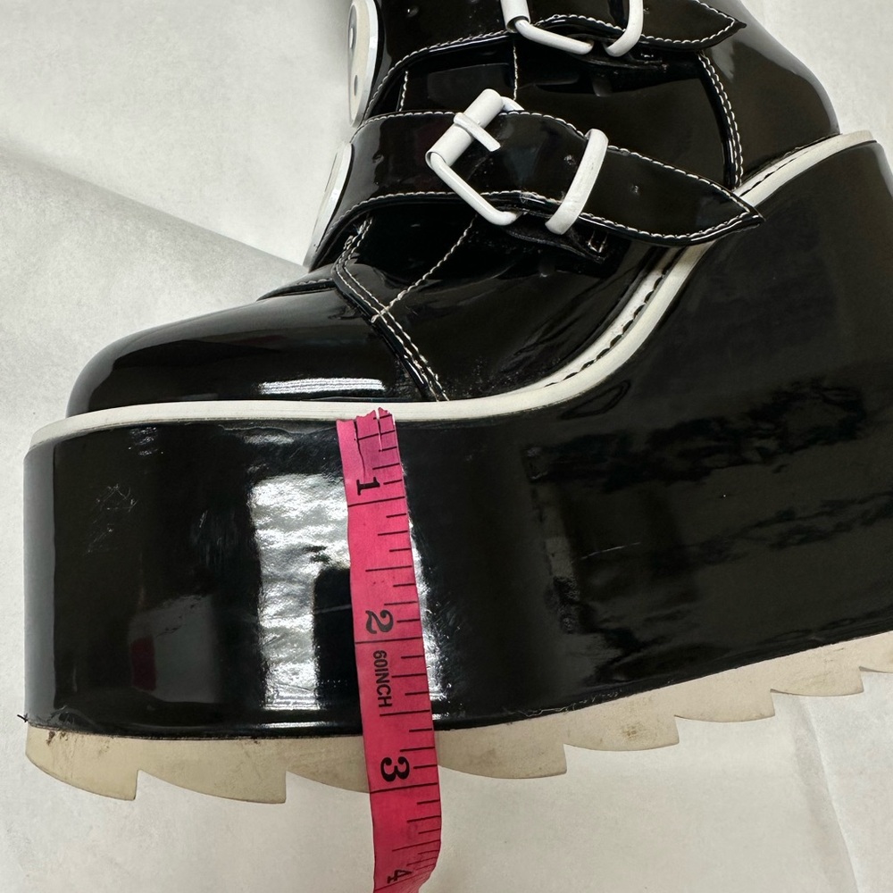 YRU Women's Black and White Boots🖤 - Picture 7 of 11